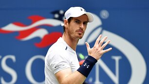 Andy Murray prie&scaron; Paolo Lorenzį
