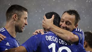 Diego Costa ir Johnas Terry