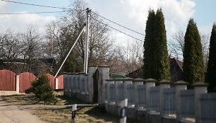 Elektros laidai prie nuosavų namų