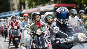 &bdquo;Vespa&ldquo; motorolerių sezono atidarymas