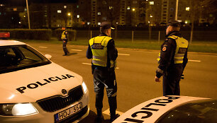 Naktinis policijos reidas