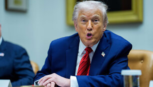 Donaldas Trumpas / Aaron Schwartz - Pool via CNP / ZUMAPRESS.com