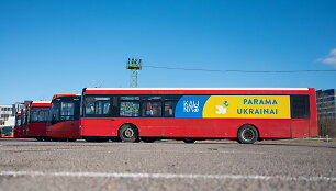I&scaron; viso į Ukrainą i&scaron;vežta 10 humanitarės pagalbos autobusų