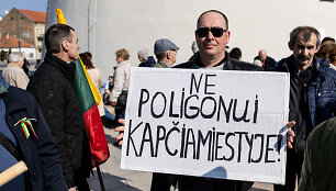 Sąjūdžio &bdquo;Už Lietuvos mi&scaron;kus&ldquo; mitingas prie&scaron; Kapčiamiesčio poligoną