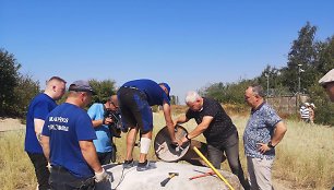 Klaipėdoje sumontuotas iš Odesos gautas paminklas „Inkaras-širdis“.