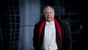 Maestro Neeme J&auml;rvi