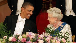 Barackas Obama su karaliene Elizabeth II