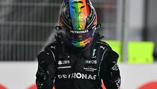 Formulės 1 Kataro GP kvalifikaciją laimėjo Lewisas Hamiltonas 