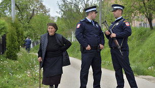 Bosnijos ir Hercegovinos policininkai nusikaltimo vietoje
