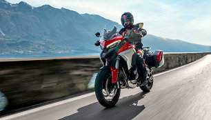 Metų motociklas: pretendentas „Ducati Multistrada V4S“