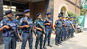 Bangladešo pareigūnai