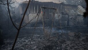 ANGELOS TZORTZINIS / AFP