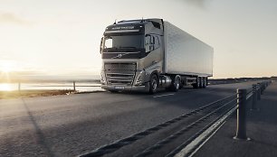 Metų sunkvežimis: naujasis „Volvo FH“