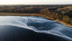 Vadokšno ežere – lyg povandeninis krioklys