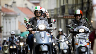 &bdquo;Vespa&ldquo; motorolerių sezono atidarymas