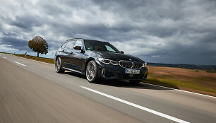3-ios klasės BMW Ženevos automobilių parodoje
