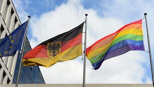 Vokietija grąžins skollą vyrams, teistiems vien už tai, kad jie &ndash; gėjai