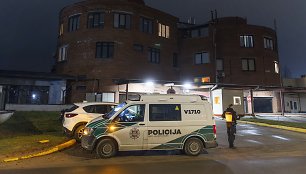Vilniuje, garaže Sietyno gatvėje, aptiktas į sprogmenį panašus daiktas