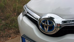 Atnaujintas „Toyota Auris“