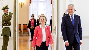 Ursula von der Leyen, Gitanas Nausėda