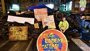 &bdquo;Geltonųjų liemenių&ldquo; protestai Prancūzijoje"	