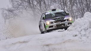 &bdquo;Halls Winter Rally 2017&ldquo; akimirka