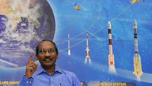 Indijos kosmoso mokslininkas Kailasavadivoo Sivanas pristatinėja &bdquo;Chandrayaan 2&ldquo; misiją į Mėnulį