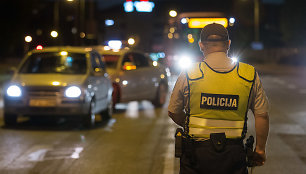 Naktinis policijos reidas