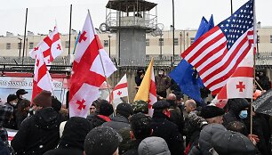 Protestas prie kalėjimo Rustavyje