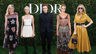 Kirsten Dunst, Cara Delevingne, Robertas Pattinsonas, Jennifer Lawrence ir Celine Dion