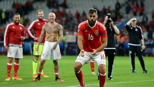 Joe Ledley šokis stadione