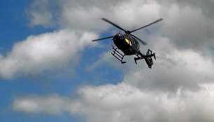 VSAT sraigtasparnis „Eurocopter“ prie VU ligoninės Santariškių klinikų