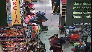 Kauno policija ie&scaron;ko eismo įvykio liudininkės