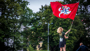 Valstybės dienos proga vyko bėgimas ir važiavimas dviračiais aplink Vilniaus senamiestį