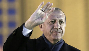 R.T.Erdoganas Vakarams sako nesiki&scaron;ti į Turkijos reikalus