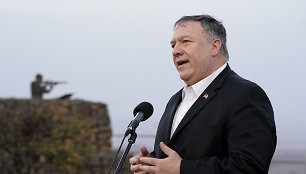 Mike'as Pompeo Golano Aukštumose