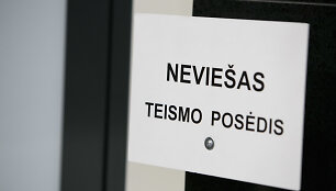 Nevie&scaron;as teismo posėdis