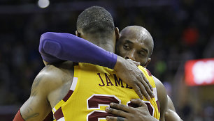 Kobe Bryantas ir LeBronas Jamesas