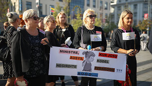 Prie Vyriausybės prasideda mokytojų streikas