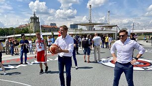 Remigijus &Scaron;ima&scaron;ius, Valdas Benkunskas