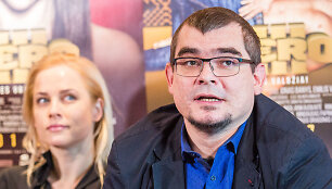 Emilis Vėlyvis
