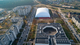 Pripučiamas stadionas Pilaitėje