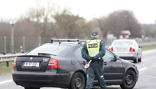 Penktadienio ankstų rytą Vilniaus kelių policijos reidas