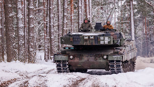 Tankų Leopard testavimas Gaižiūnų poligone