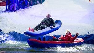 Ekstremalų varžybose „Snow Kayak 2017“ Jolanta Leonavičiūtė įveikė galiūną Vidą Blekaitį