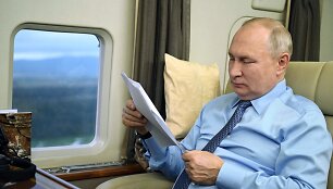 Vladimiras Putinas sraigtasparnyje