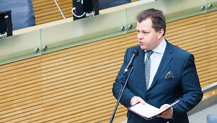 Mantas Adomėnas