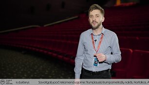 &bdquo;Kino pavasario&ldquo; orų prane&scaron;ėjas Silvestras Dikčius (video stop kadras)