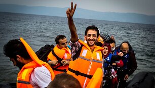 Migrantai ir pabėgėliai atplaukia į Lesbo salą