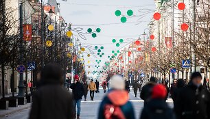 Kovo 11-osios proga trispalvėmis pasipuo&scaron;ė sostinė